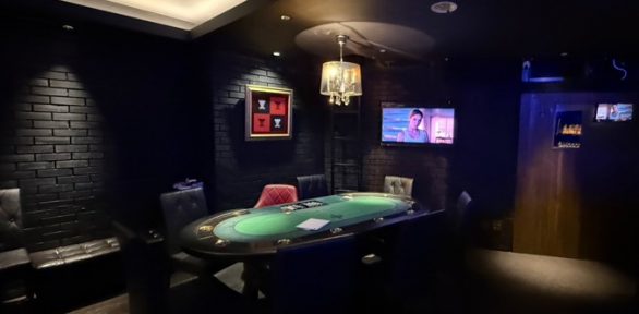 お客様のお店訪問|六本木 SLOW PLAY 様|5年続くご縁と風営法5号許可
